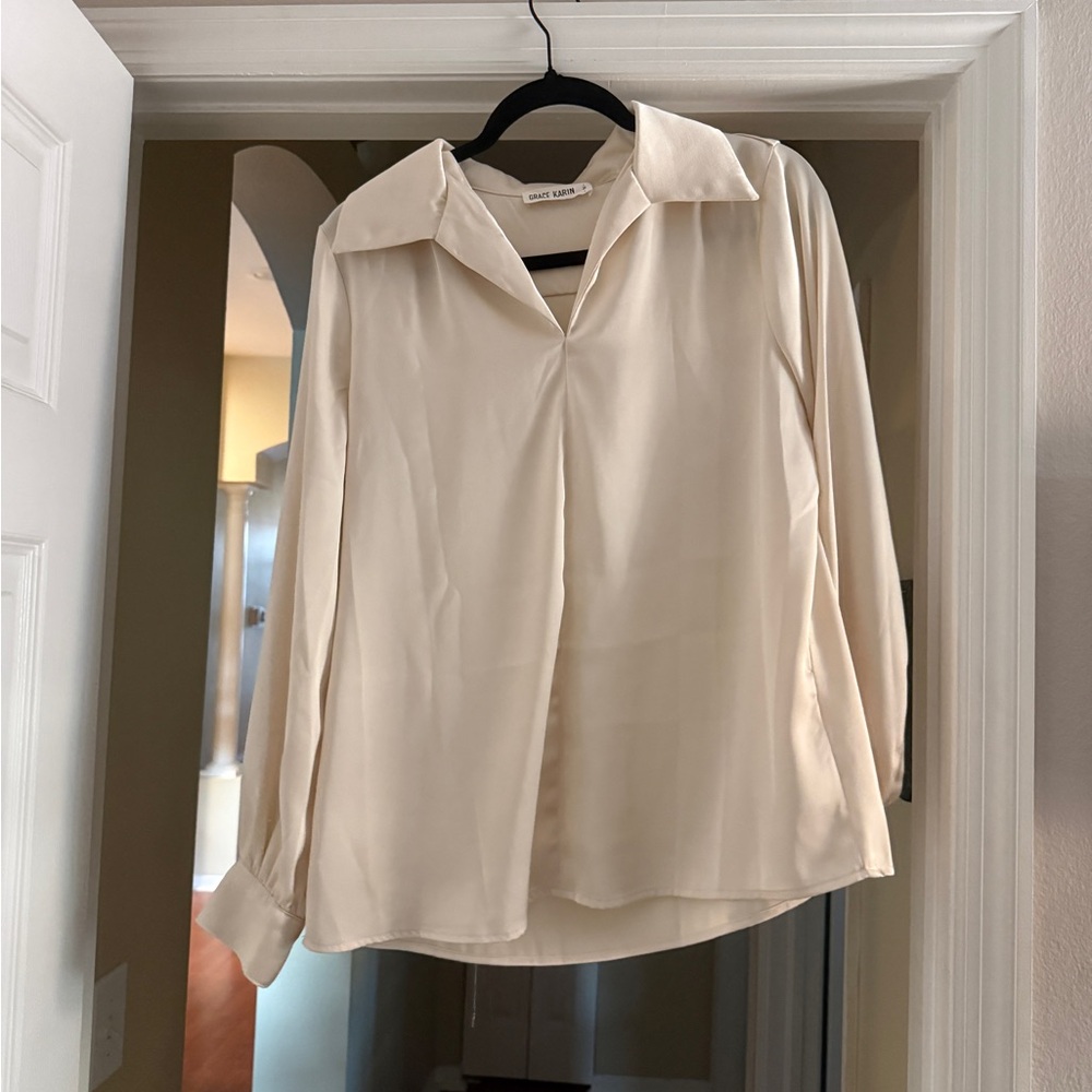Elegant Cream Women's Blouse